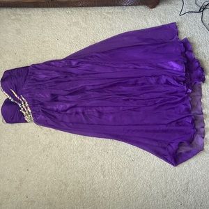 Angela & Alison, purple gown, corset back, 16W, strapless